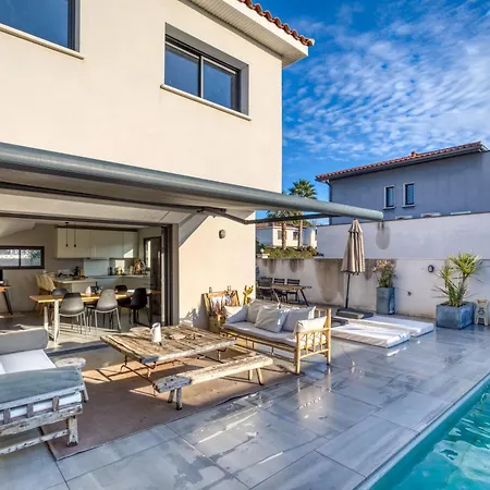 Sublime Maison Moderne Avec Piscine Villa *